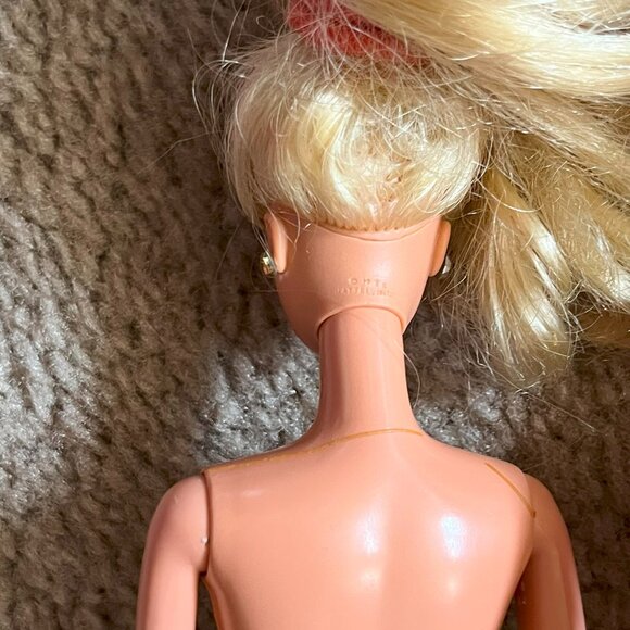 Barbie 5 Dolls, 2 Heads, Earrings, Necklace, Micro of America Horse - Picture 5 of 14